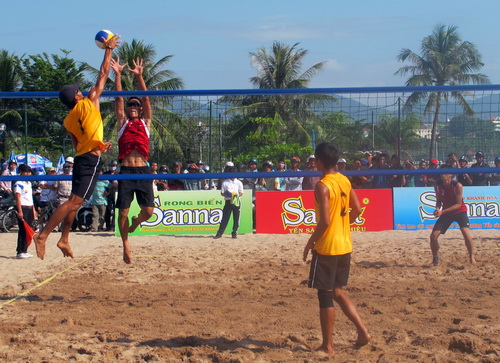 Vietnam prepares for 2015 FIFA Beach Soccer World Cup